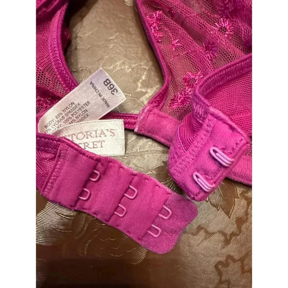 VICTORIAS SECRET sexy lace bra 36B - Picture 5 of 5